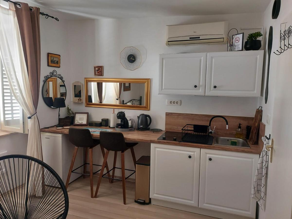 Apartment Agora ซาดาร์ ภายนอก รูปภาพ